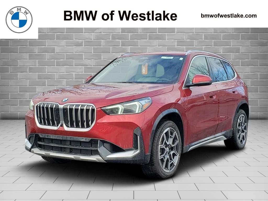 2026 BMW X1 28i's photo