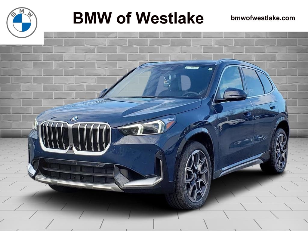 2026 BMW X1 28i's photo