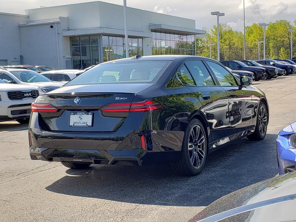 New 2027 BMW 530i xDrive Sedan