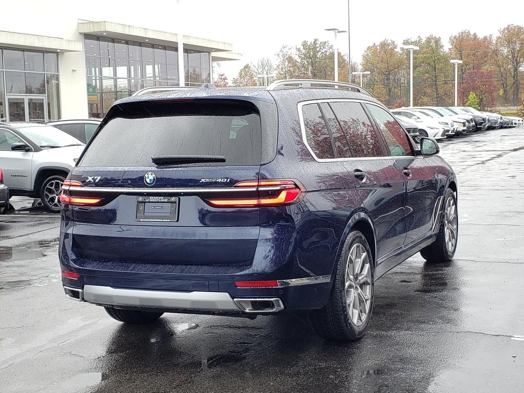 New 2026 BMW X7 xDrive40i SUV