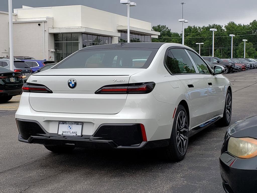 2025 Bmw 740i 740i xDrive photo 4