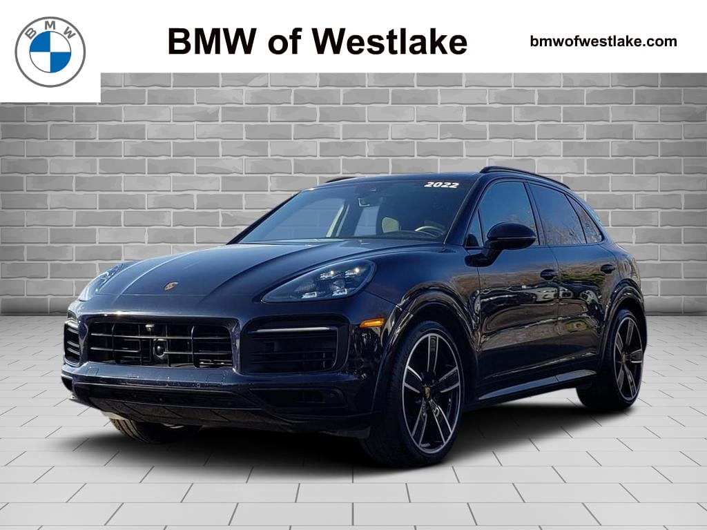 2022 Porsche Cayenne GTS's photo