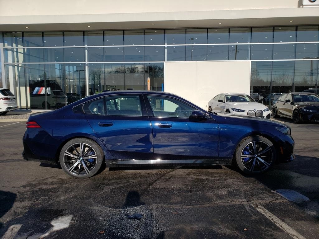 New 2026 BMW 5 Series xDrive Sedan