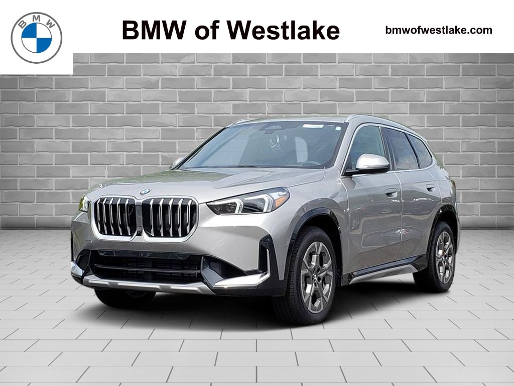 2026 BMW X1 28i's photo