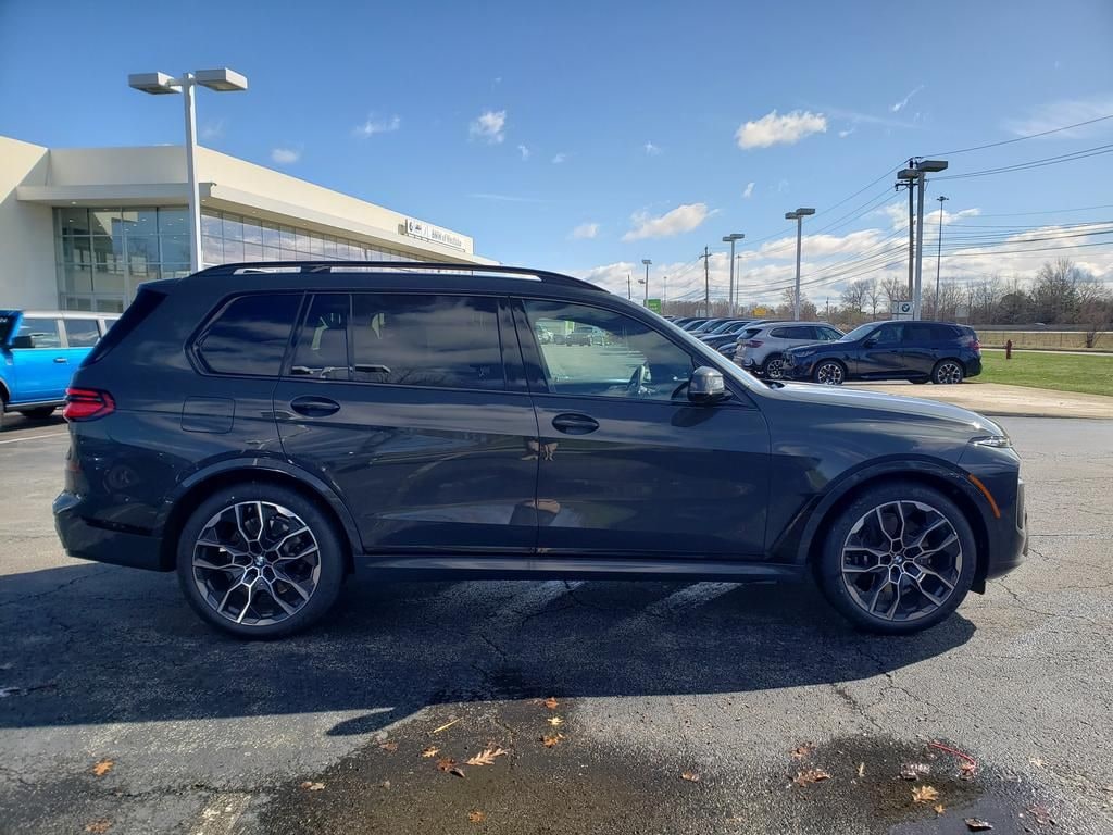 New 2026 BMW X7 xDrive40i SUV