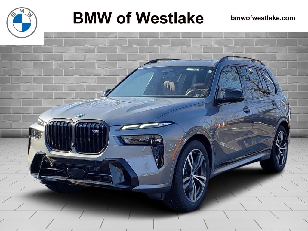 2026 BMW X7 M60i's photo