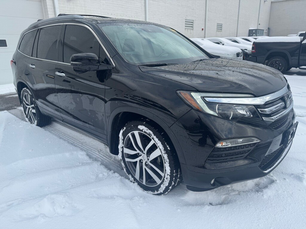 2018 Honda Pilot Touring photo 3