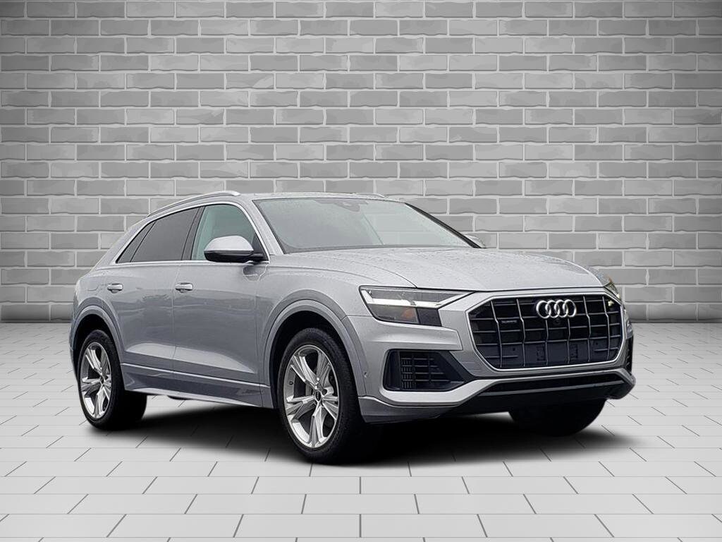 2022 Audi Q8 55 Premium photo 2