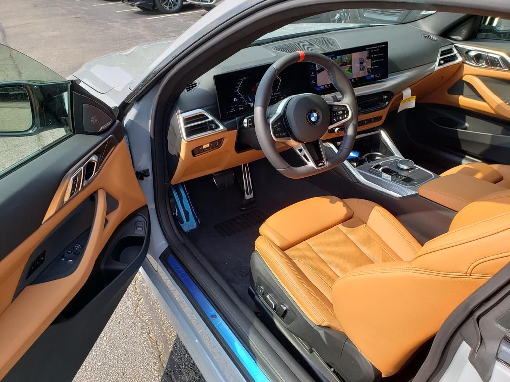 2026 BMW 4 Series M440i - Photo 6