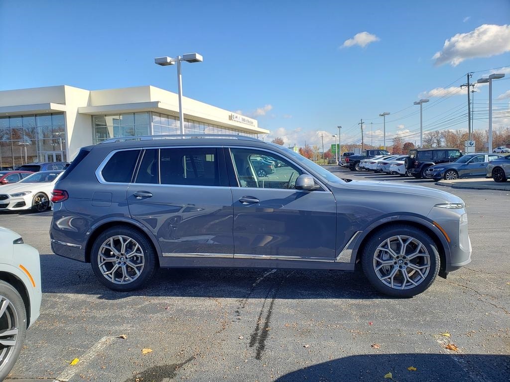 New 2026 BMW X7 xDrive40i SUV