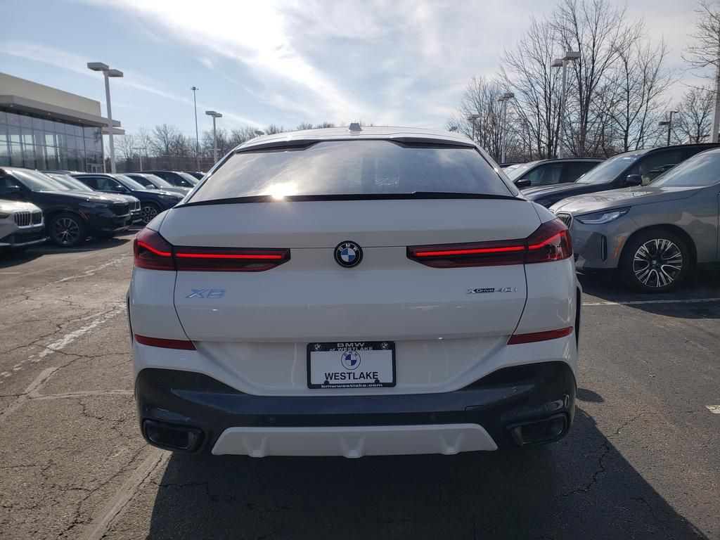 2026 BMW X6 40i