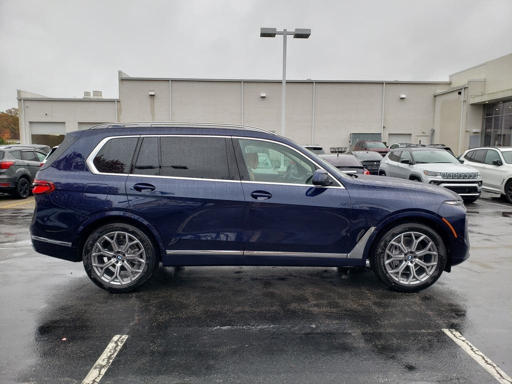 New 2026 BMW X7 xDrive40i SUV