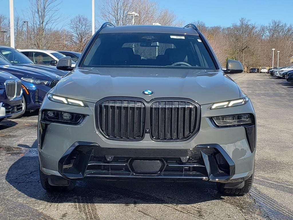 New 2026 BMW X7 xDrive40i SUV