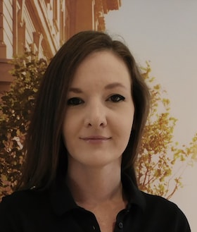 Staff member Kelly Cavanagh from ID_af6f05b467f1