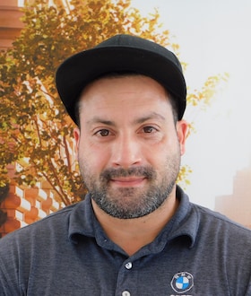 Staff member Melvin Rodriguez from ID_34f98fe6805a