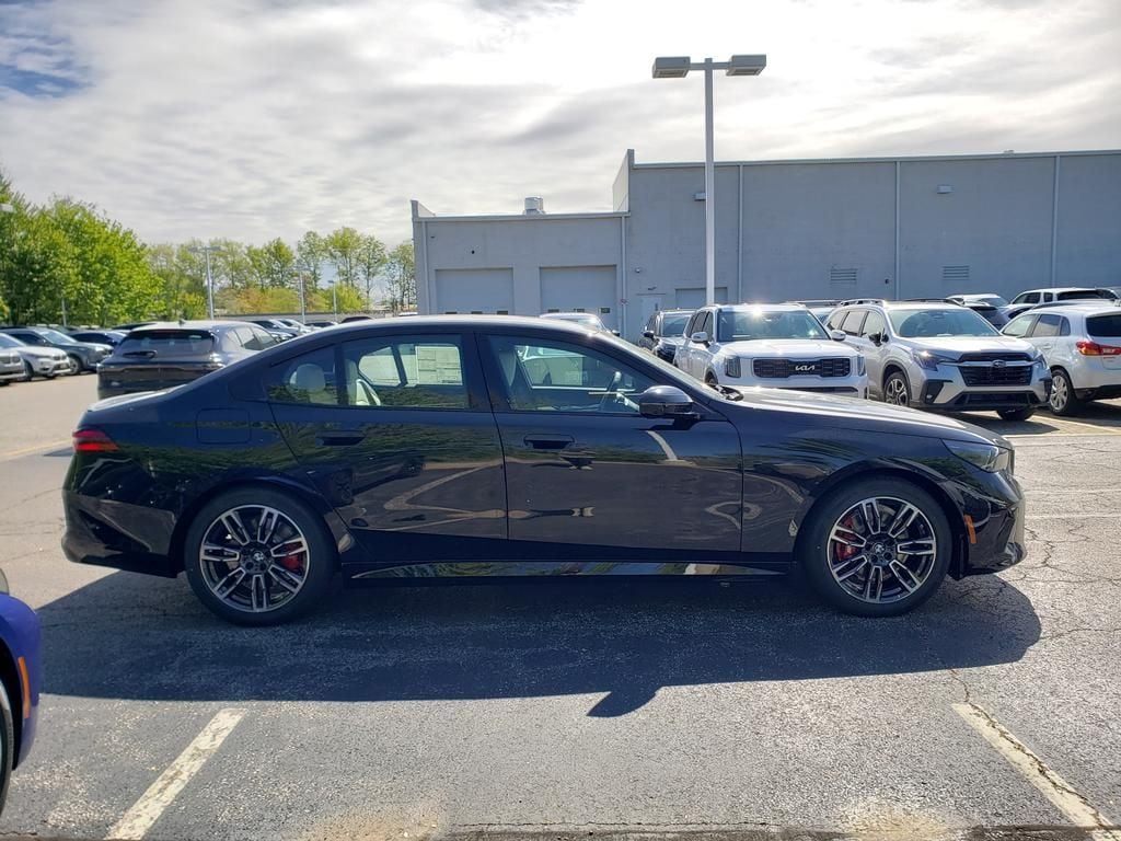 New 2027 BMW 530i xDrive Sedan