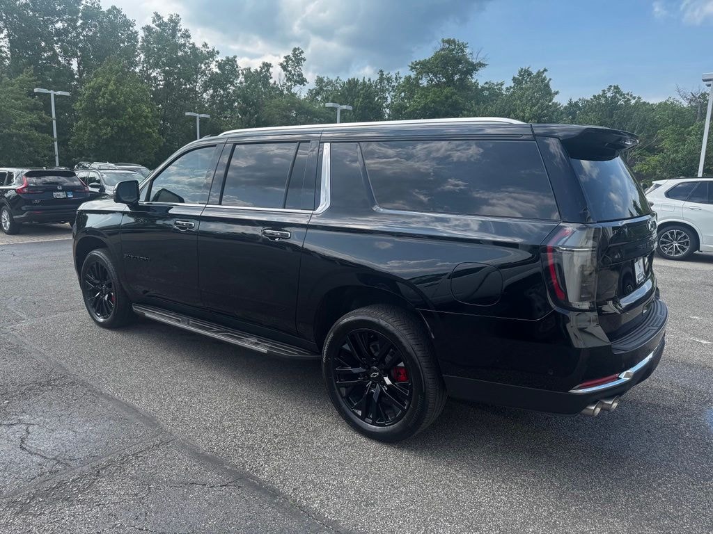Used 2025 Chevrolet Suburban Premier SUV