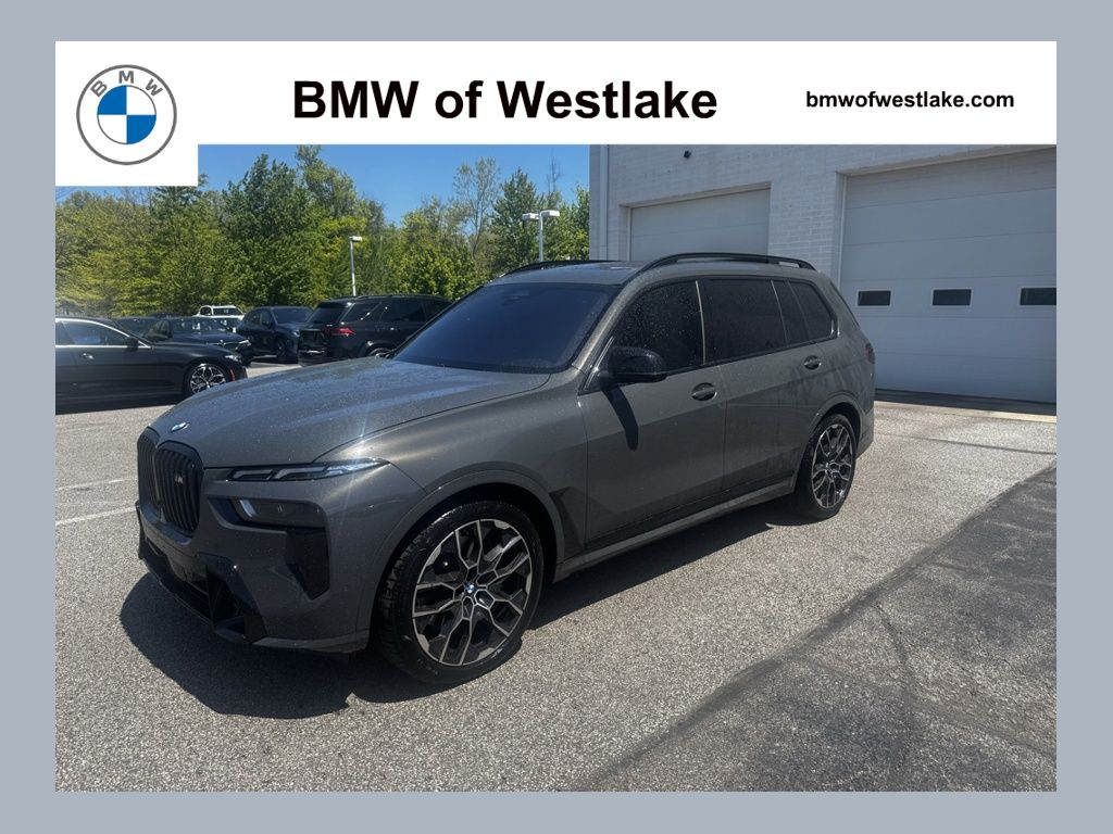 2026 BMW X7 M60i's photo