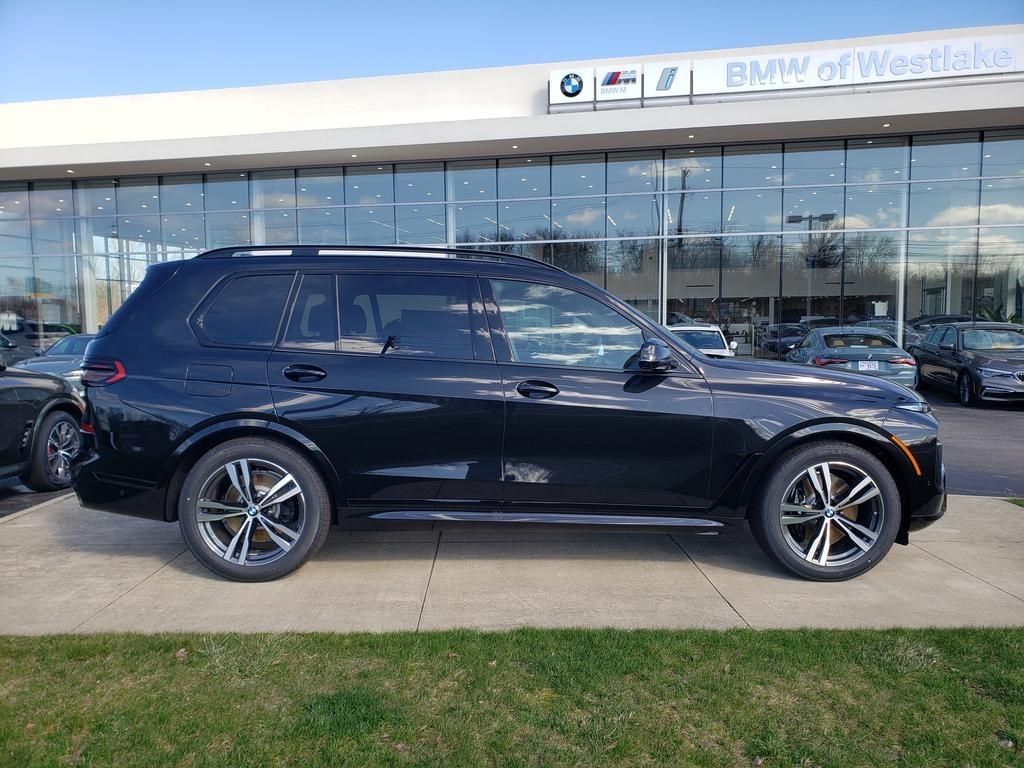 New 2026 BMW X7 xDrive40i SUV