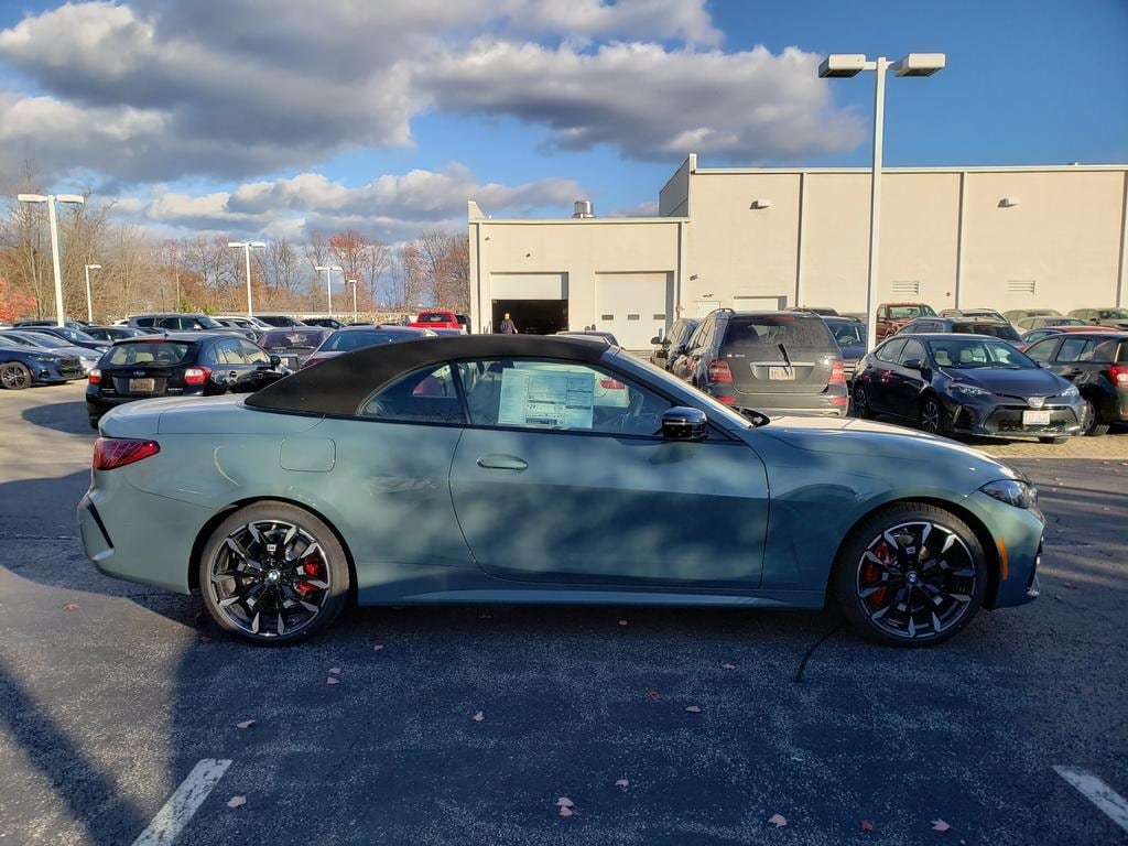 New 2026 BMW 4 Series xDrive Convertible