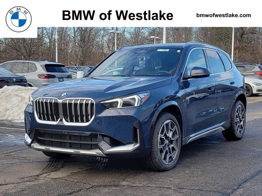 2026 BMW X1 28i's photo