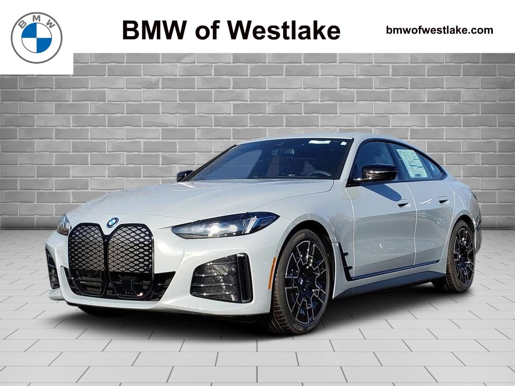 2025 BMW i4 40's photo