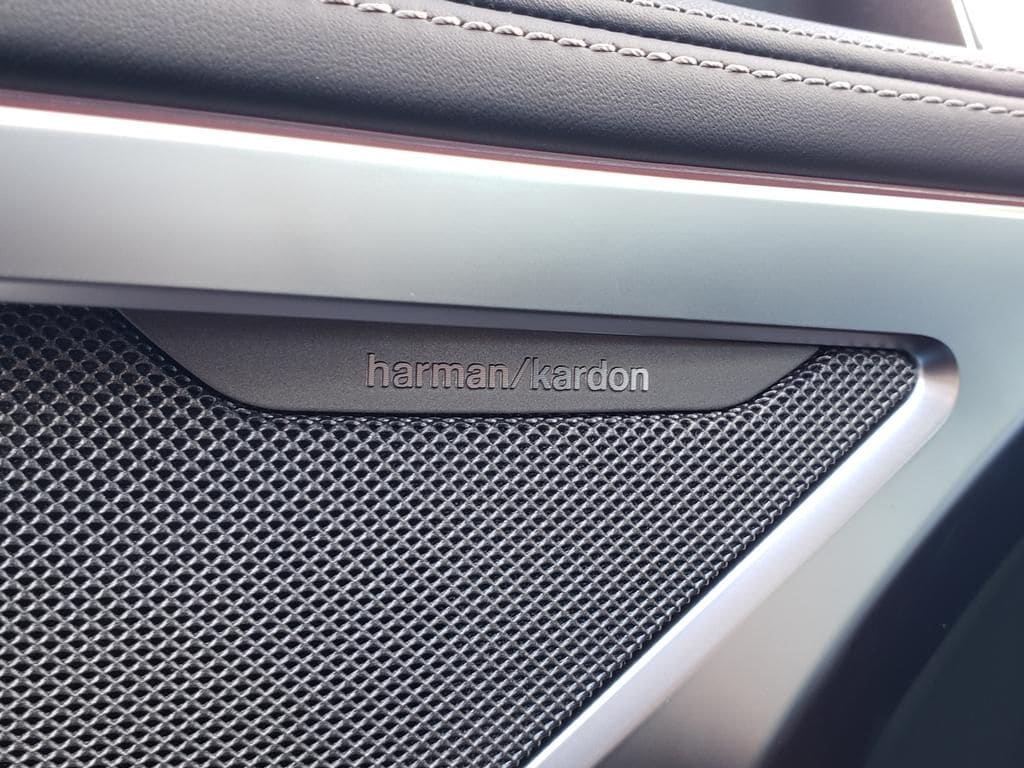 2026 BMW 8 Series 840i - Photo 10