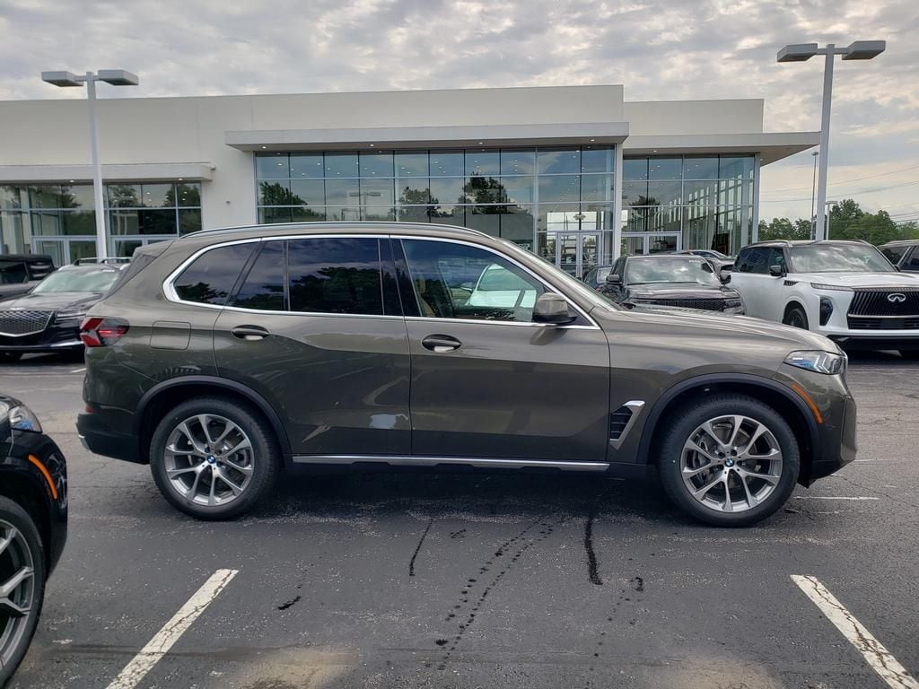 New 2026 BMW X5 xDrive40i SUV