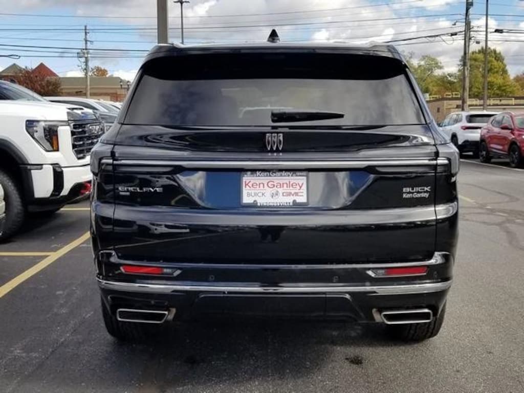 New 2026 Buick Enclave Avenir SUV