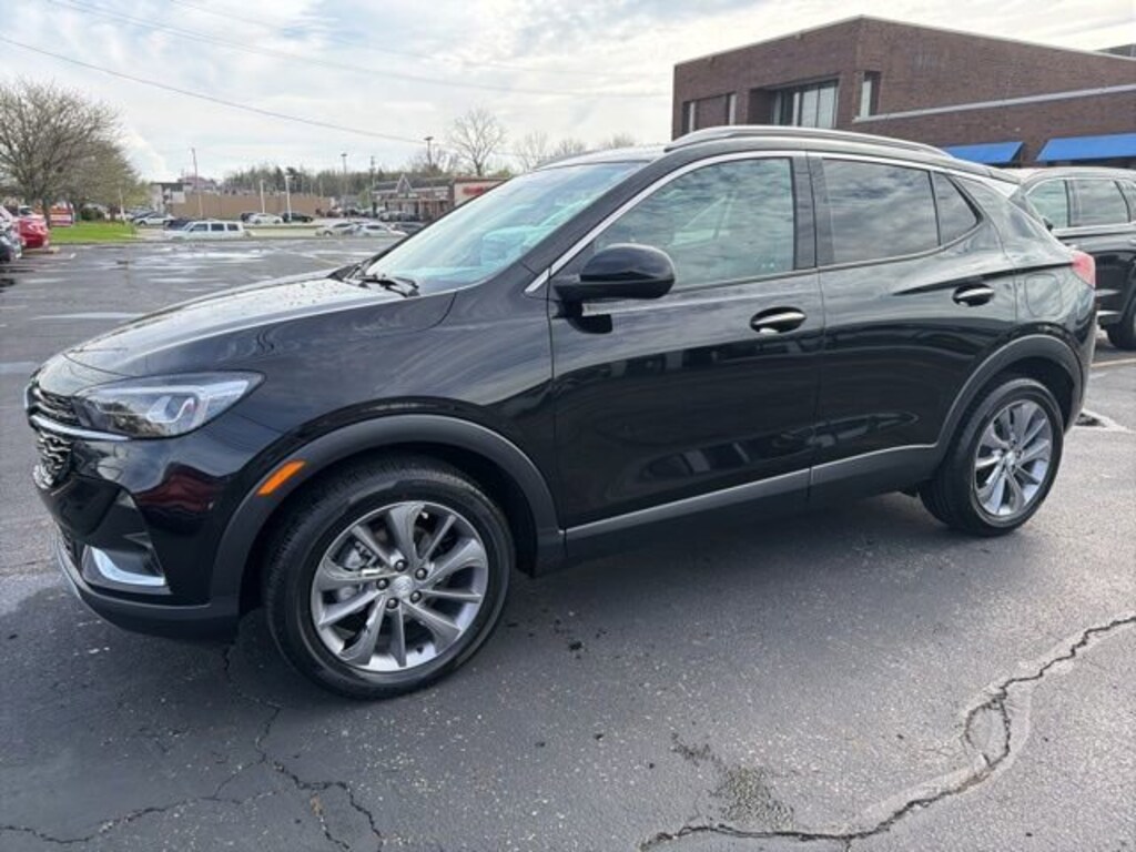 Used 2023 Buick Encore GX Essence SUV