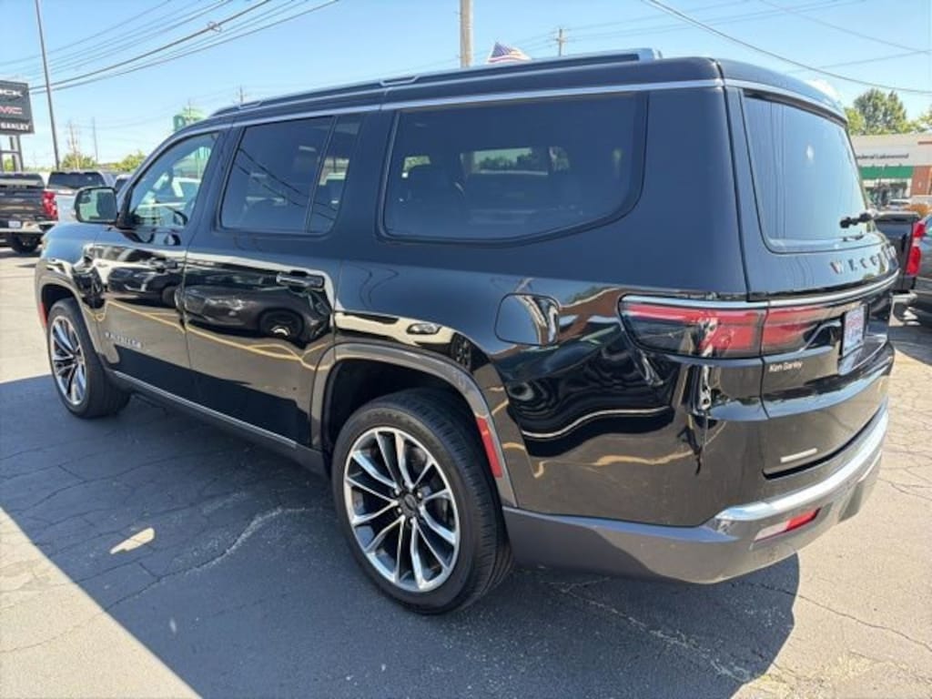 Used 2022 Jeep Wagoneer Series III 4x4 SUV