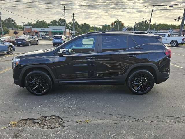 2023 Gmc Terrain SLE photo 4
