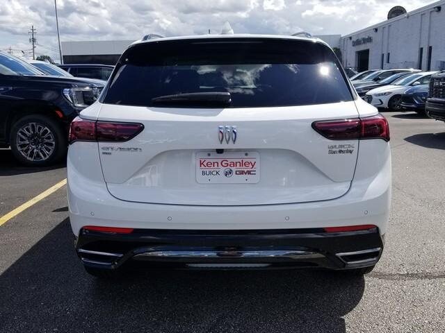 2025 Buick Envision Sport Touring photo 4