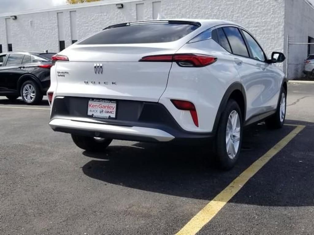 New 2026 Buick Envista Preferred SUV