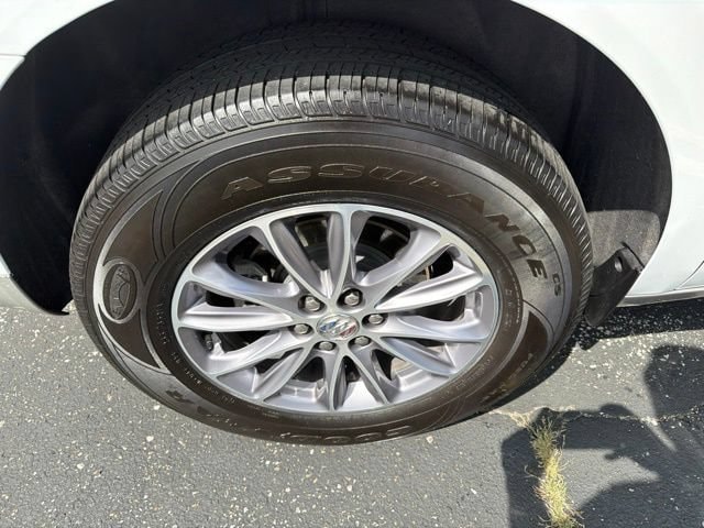 2024 Buick Enclave Essence - Photo 8