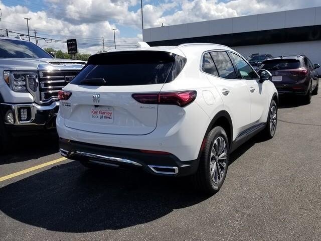 2025 Buick Envision Preferred photo 3