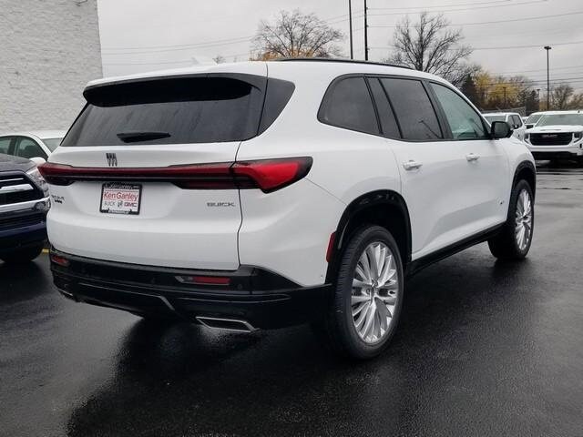 2025 Buick Enclave Sport Touring photo 3