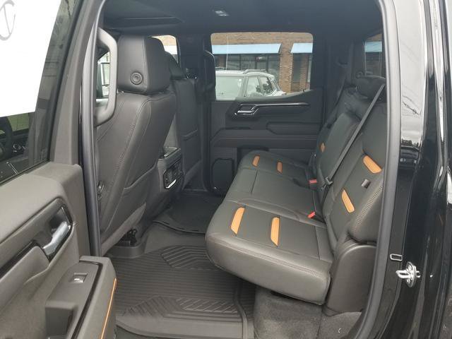 2026 GMC Sierra 1500 AT4 - Photo 7