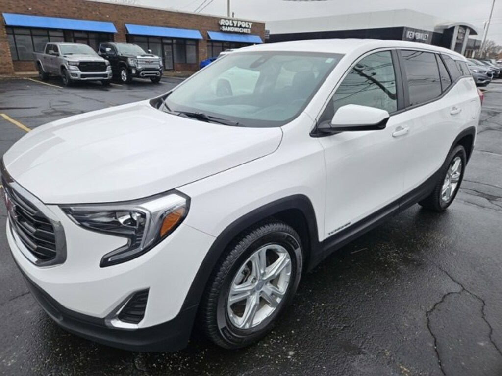 Used 2021 GMC Terrain SLE SUV