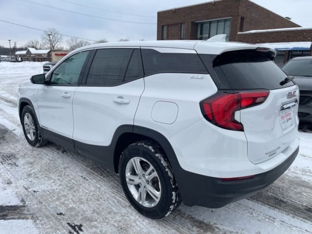 Used 2020 GMC Terrain SLE SUV