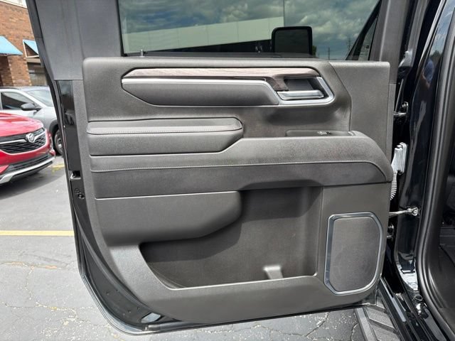 2025 Chevrolet Silverado 2500HD LTZ - Photo 13