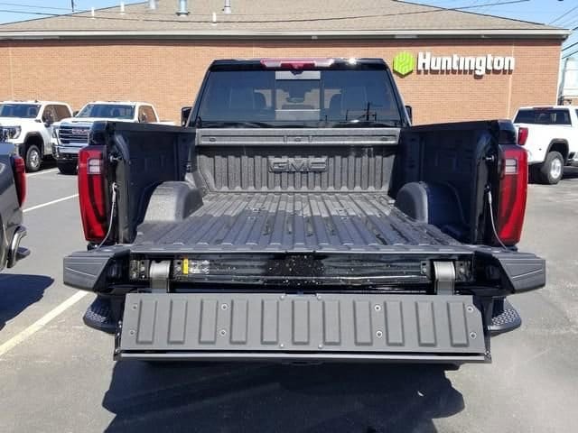 2026 GMC Sierra 2500HD Denali Ultimate - Photo 5