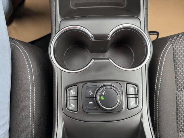 2023 GMC Terrain SLE - Photo 22