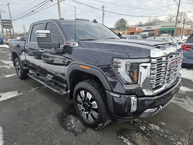 2025 GMC Sierra 2500HD Denali's photo