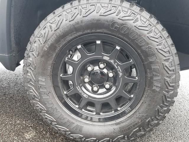 2026 GMC Sierra 1500 AT4X - Photo 14