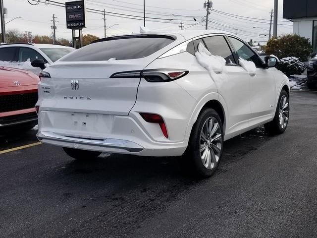 2026 Buick Envista Avenir photo 2