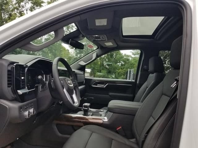 2026 GMC Sierra 1500 Elevation - Photo 8