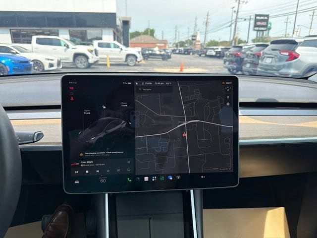 2021 Tesla Model Y Long Range - Photo 22