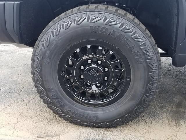 2026 GMC Sierra 2500HD AT4X - Photo 13