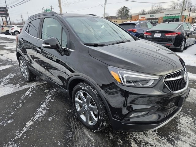 2019 Buick Encore Essence's photo